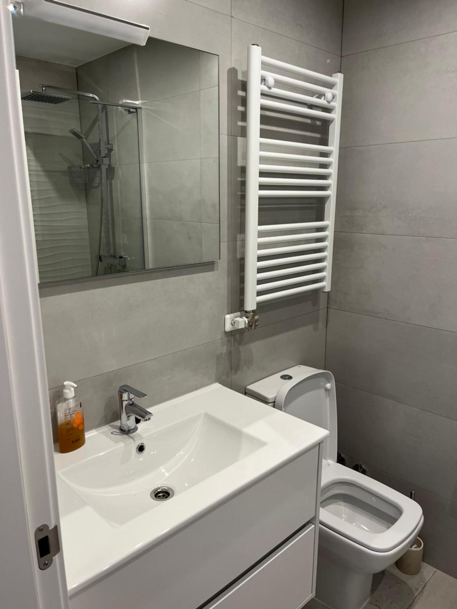 Apartamento Puerta De Burgos Vut09605 Bagian luar foto