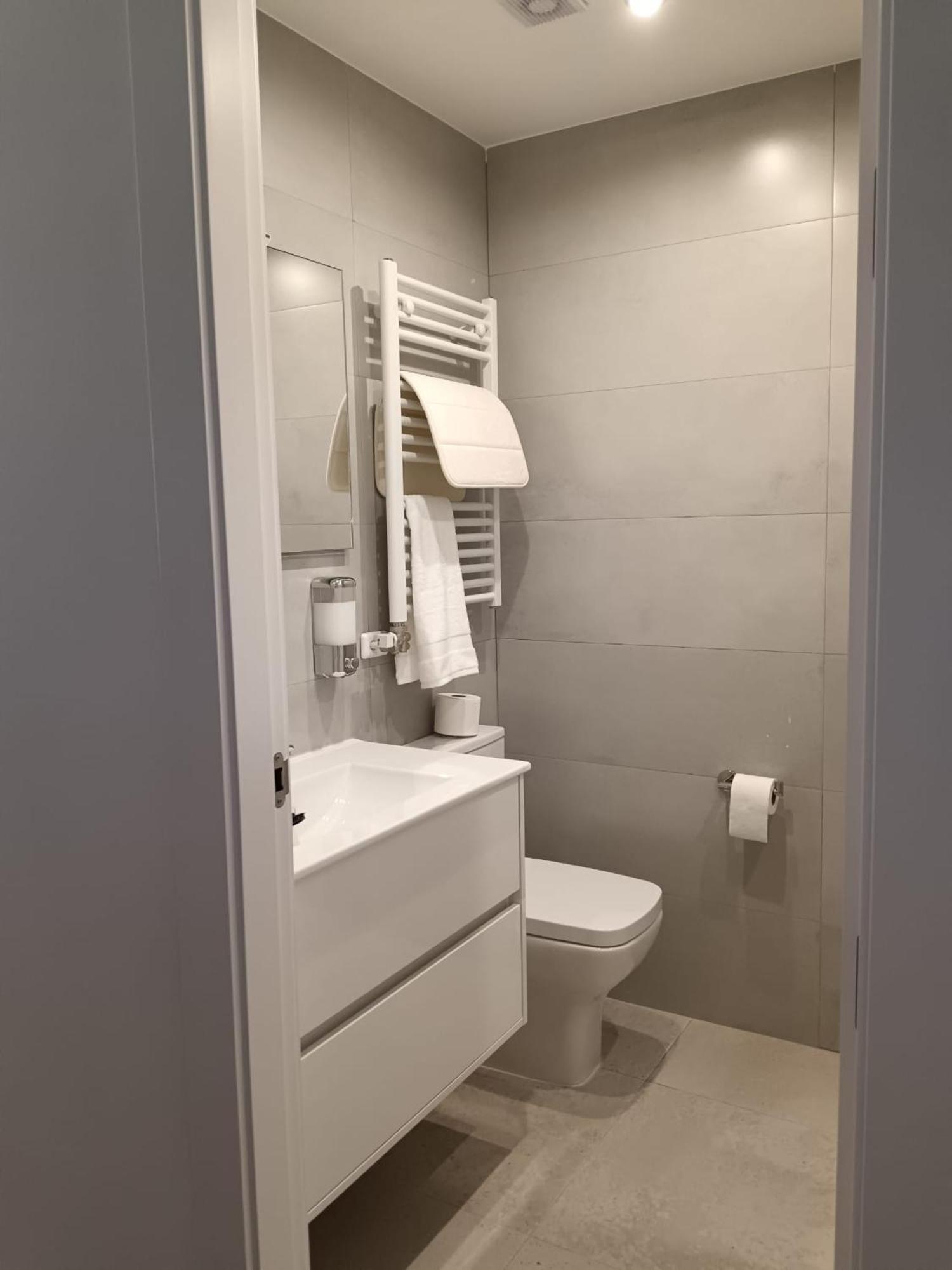 Apartamento Puerta De Burgos Vut09605 Bagian luar foto